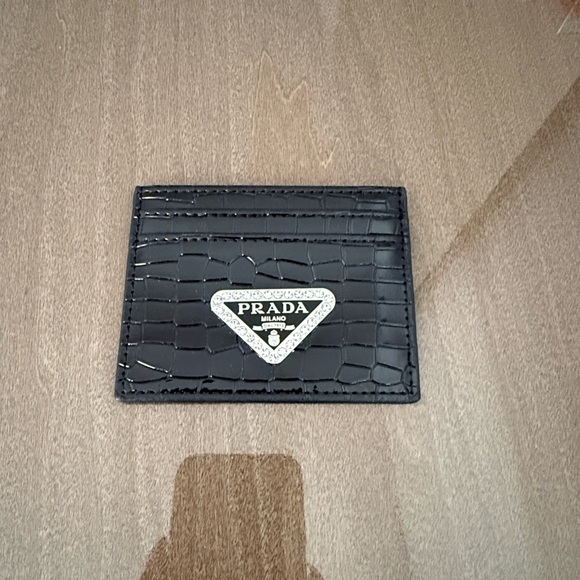 Black Crocodile Pattern Card Holder - Picture 5 of 7